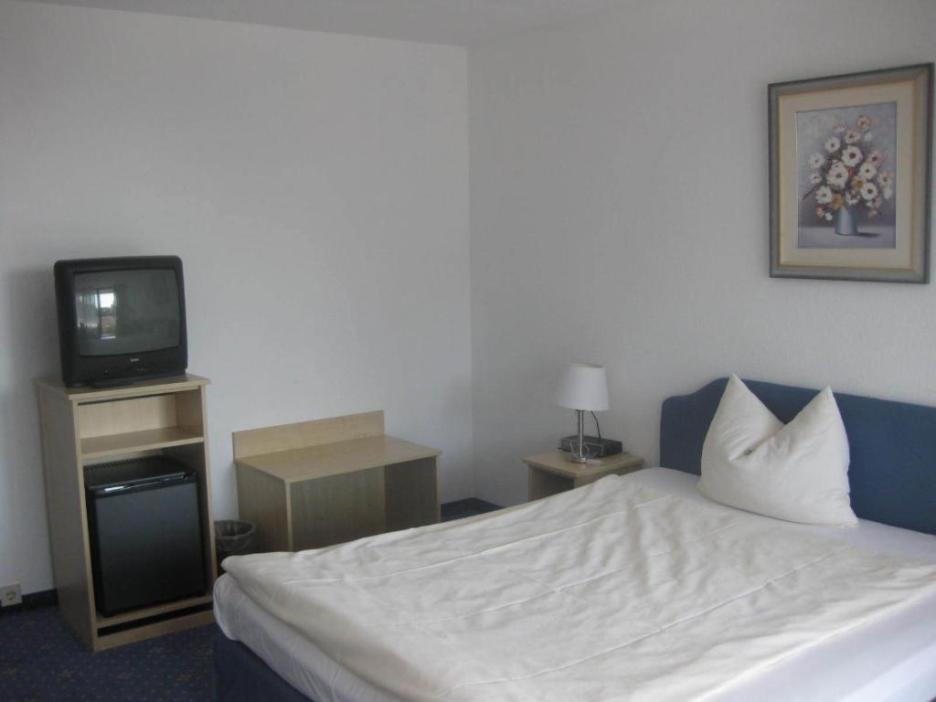 Hak Hotel Am Klostersee 진델핑겐 객실 사진